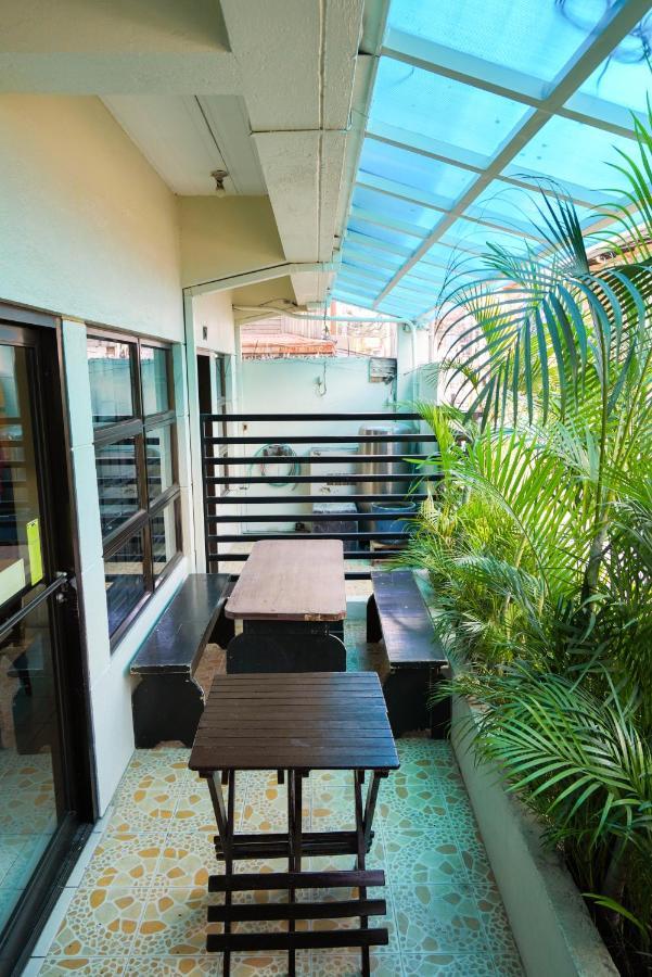 Tarasa Hostel Пасай Экстерьер фото